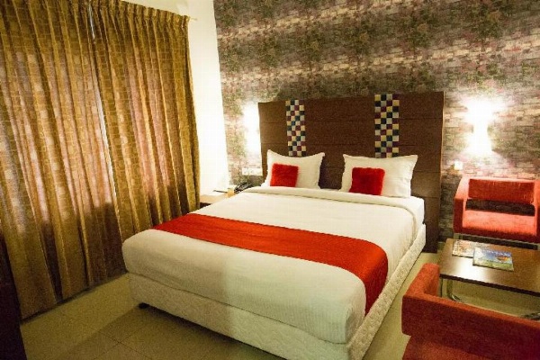 Hotel Vels Grand Inn image 7