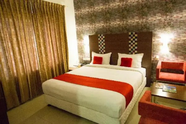 Hotel Vels Grand Inn 7